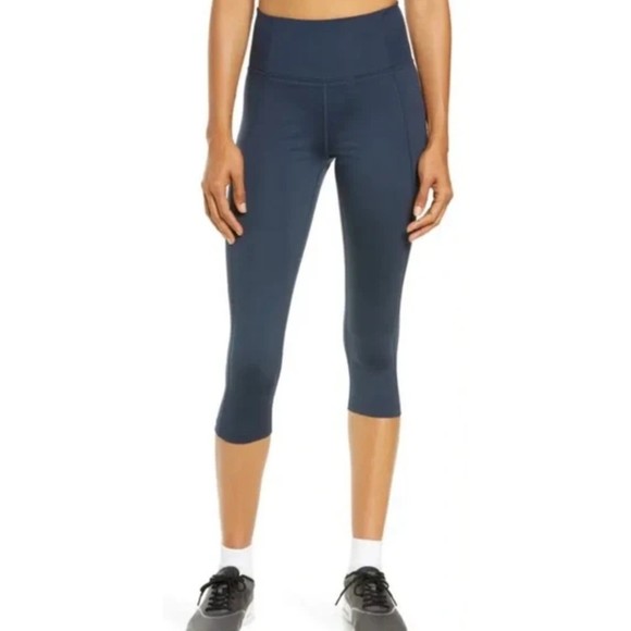 NWT Girlfriend Collective High Waist Capri Workout Leggings Navy Steel Small - Picture 1 of 9
